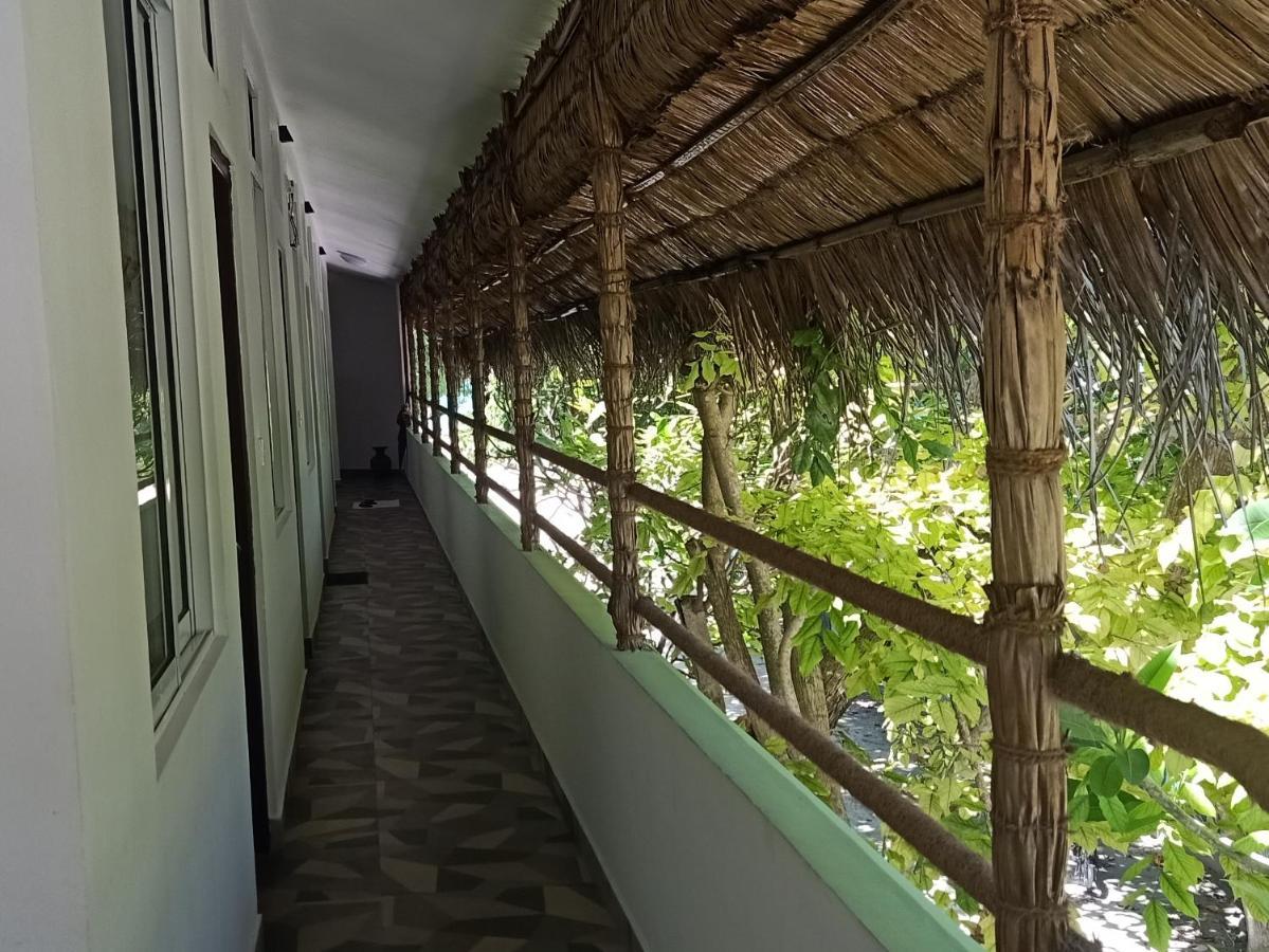 Dhangethi Inn Exterior photo